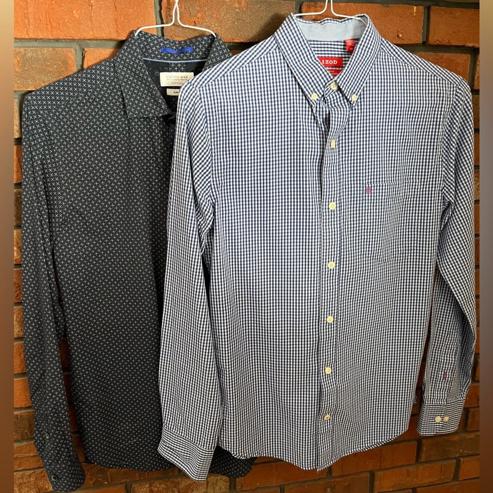 Set of 2 Men’s button down shirts